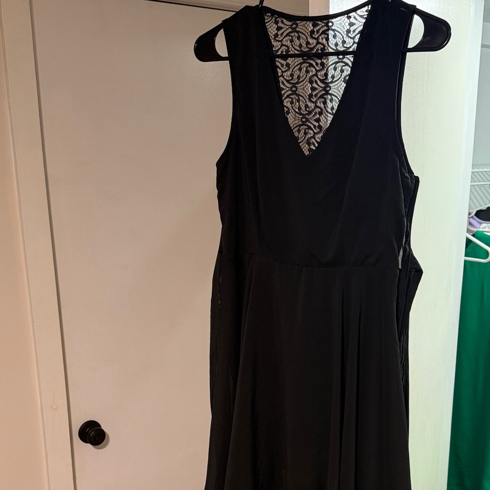 Elegant Black Lace Women's Dress